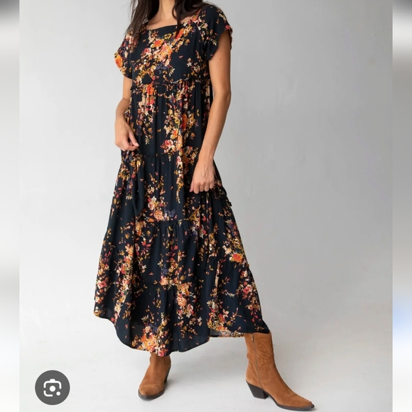 NATURAL LIFE Dresses & Skirts - Natural Life Berkley Maxi Dress L